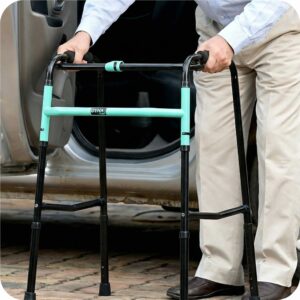 Dyna Walker - 7 Dyna Walker